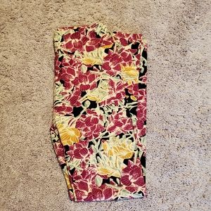 Lularoe OS buttery soft leggings floral print